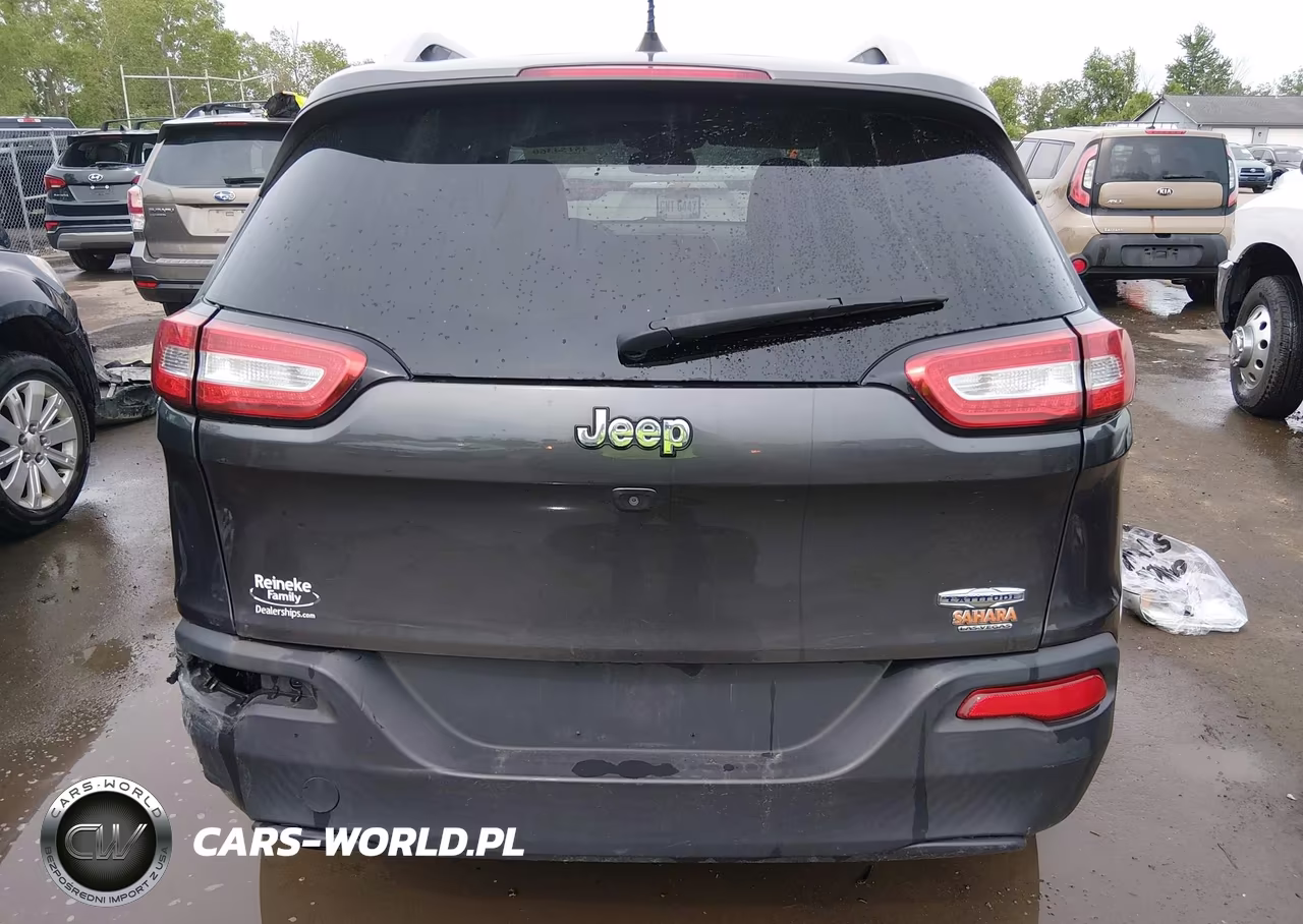 2016 Jeep Cherokee Latitude VIN:1C4PJLCB0GW258200 - 17