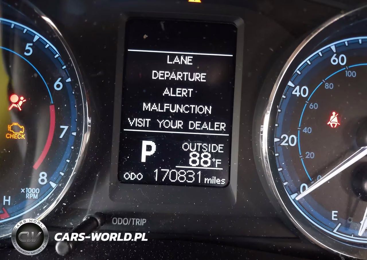 2017 Toyota Corolla Le VIN:5YFBURHE3HP583652 - 16
