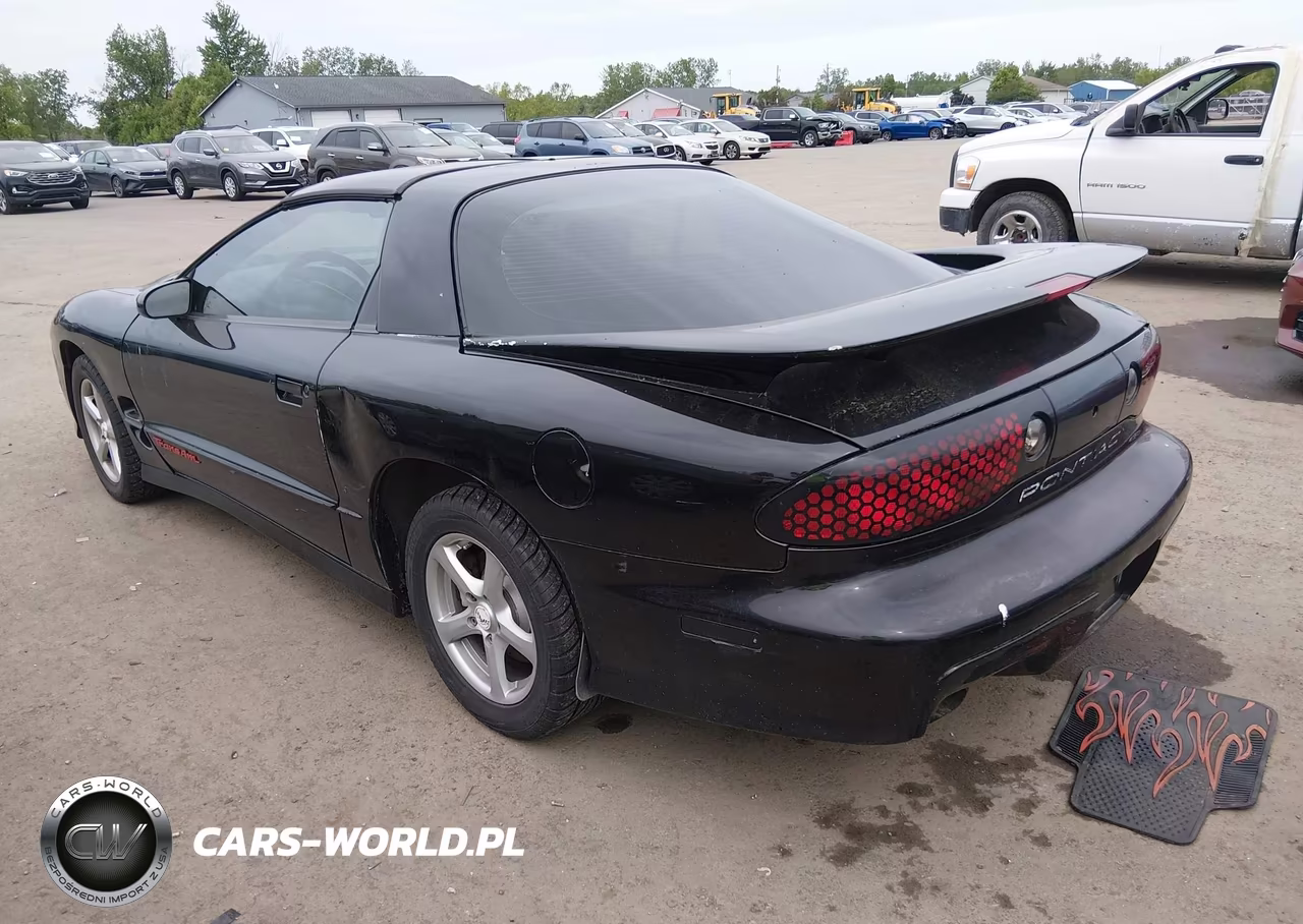 1999 Pontiac Firebird Trans Am VIN:2G2FV22G1X2235523 - 3