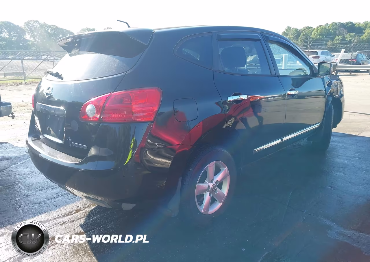 2013 Nissan Rogue S VIN:JN8AS5MT5DW506723 - 4
