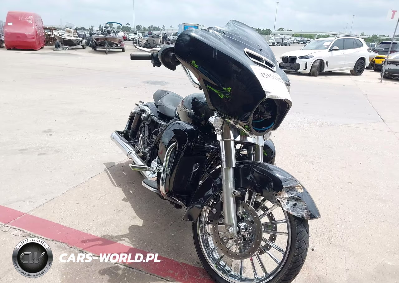 2016 Harley-Davidson Flhx Street Glide – zdjęcie 1 z 16