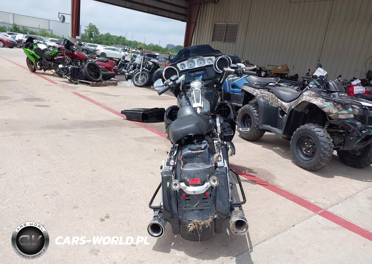 2016 Harley-Davidson Flhx Street Glide VIN:1HD1KBM17GB622363 - 6
