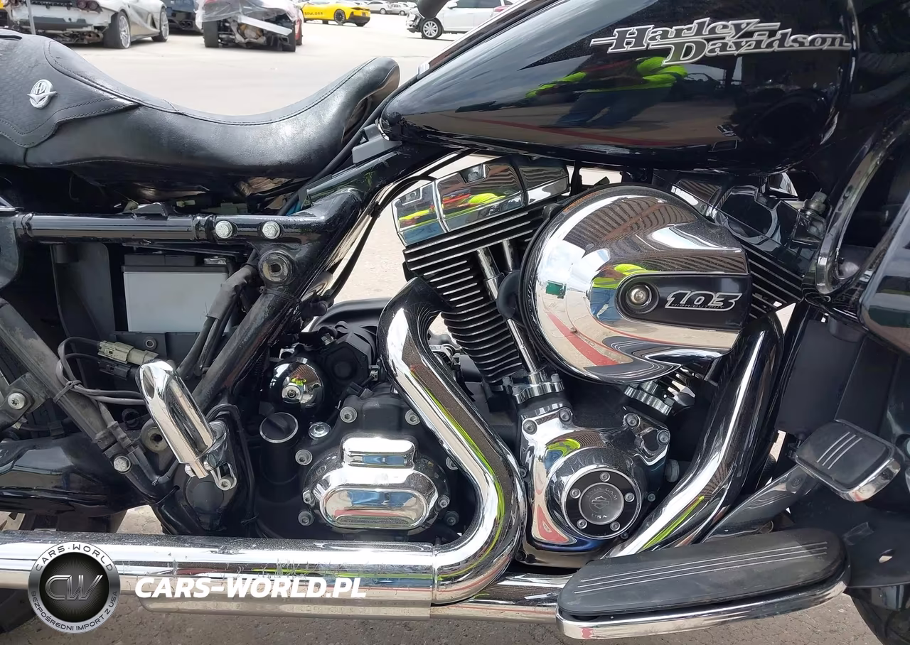 2016 Harley-Davidson Flhx Street Glide VIN:1HD1KBM17GB622363 - 8