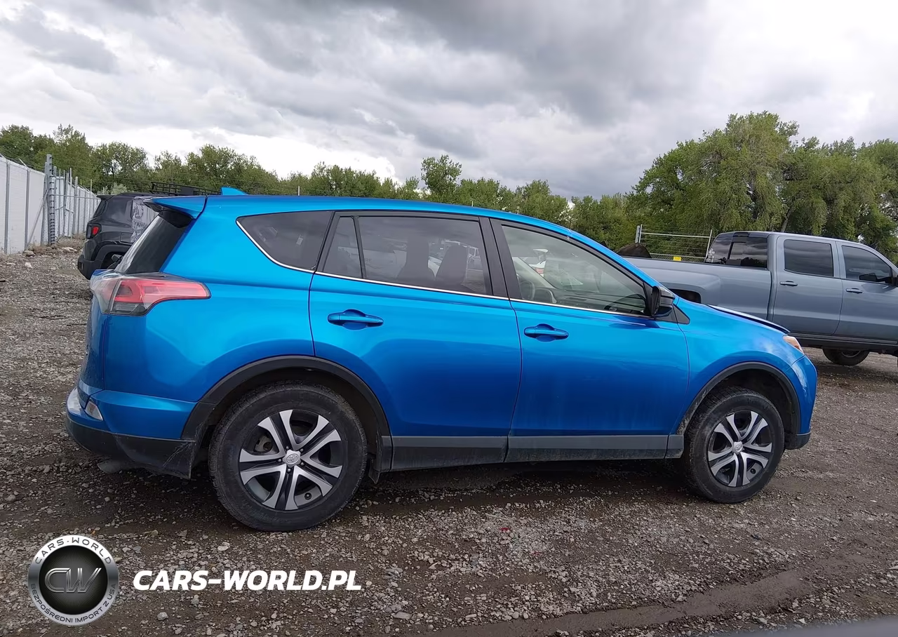 2018 Toyota Rav4 Le VIN:JTMBFREV1JJ206617 - 13