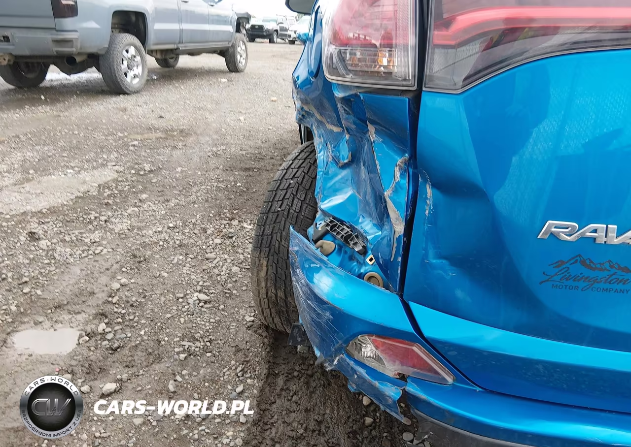 2018 Toyota Rav4 Le VIN:JTMBFREV1JJ206617 - 17