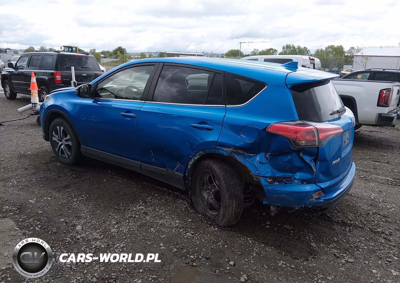 2018 Toyota Rav4 Le VIN:JTMBFREV1JJ206617 - 3