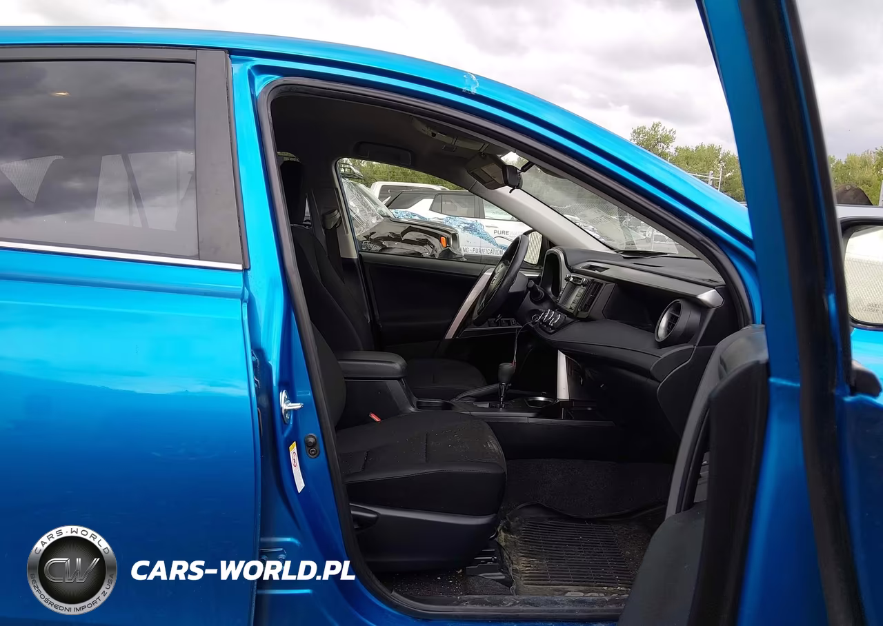 2018 Toyota Rav4 Le VIN:JTMBFREV1JJ206617 - 5
