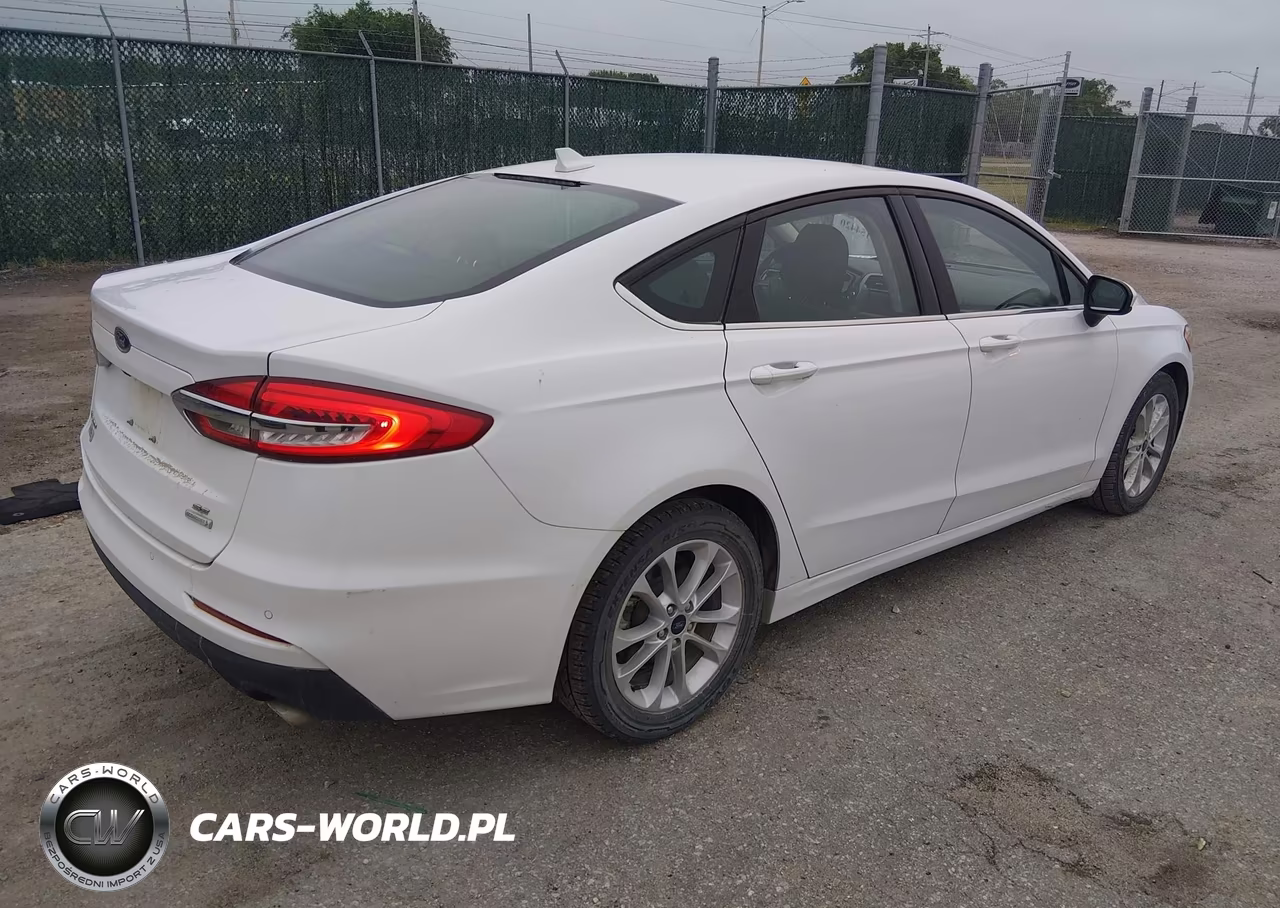 2020 Ford Fusion Se VIN:3FA6P0HD5LR171088 - 4