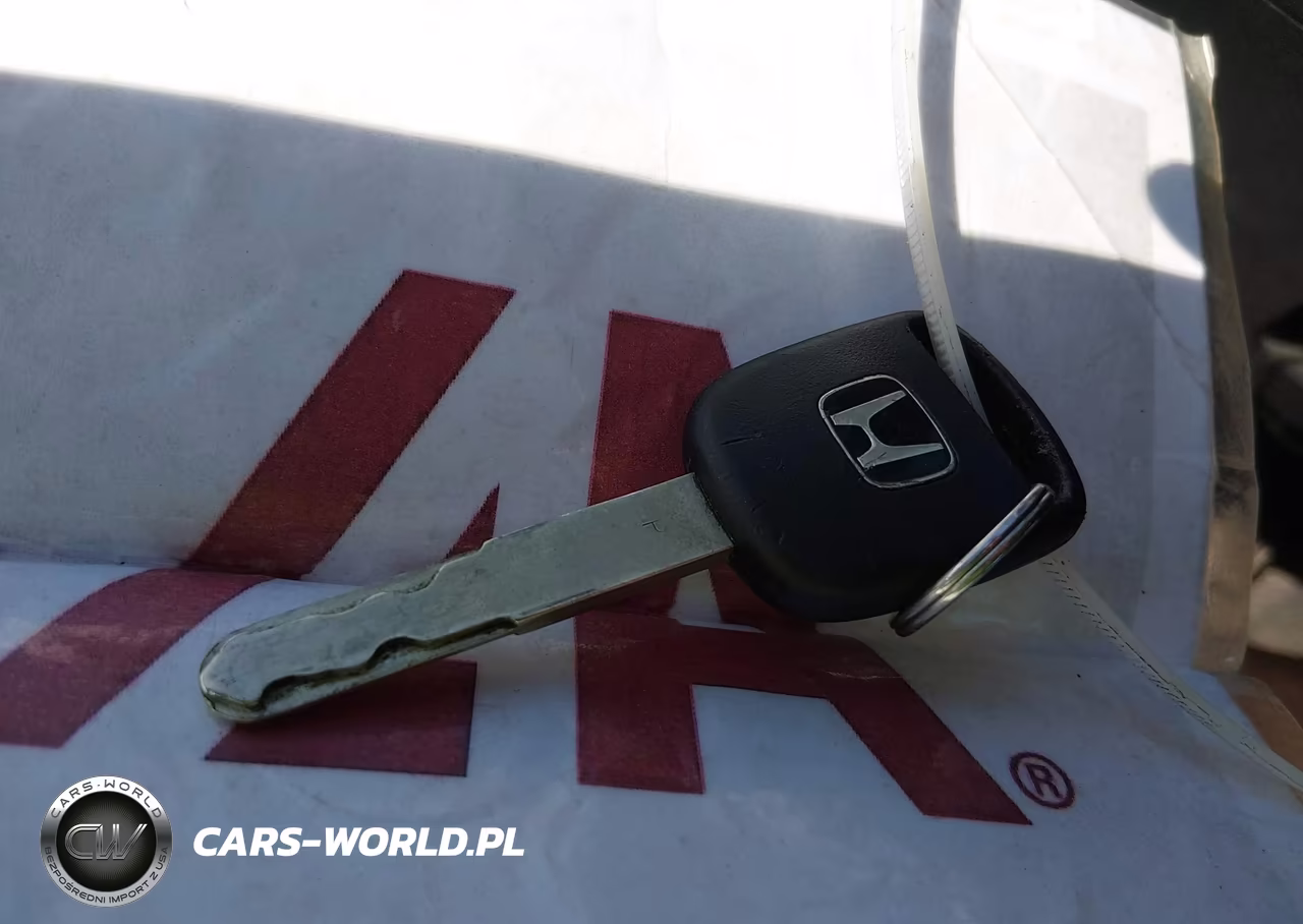 2010 Honda Fit VIN:JHMGE8H24AC038186 - 11