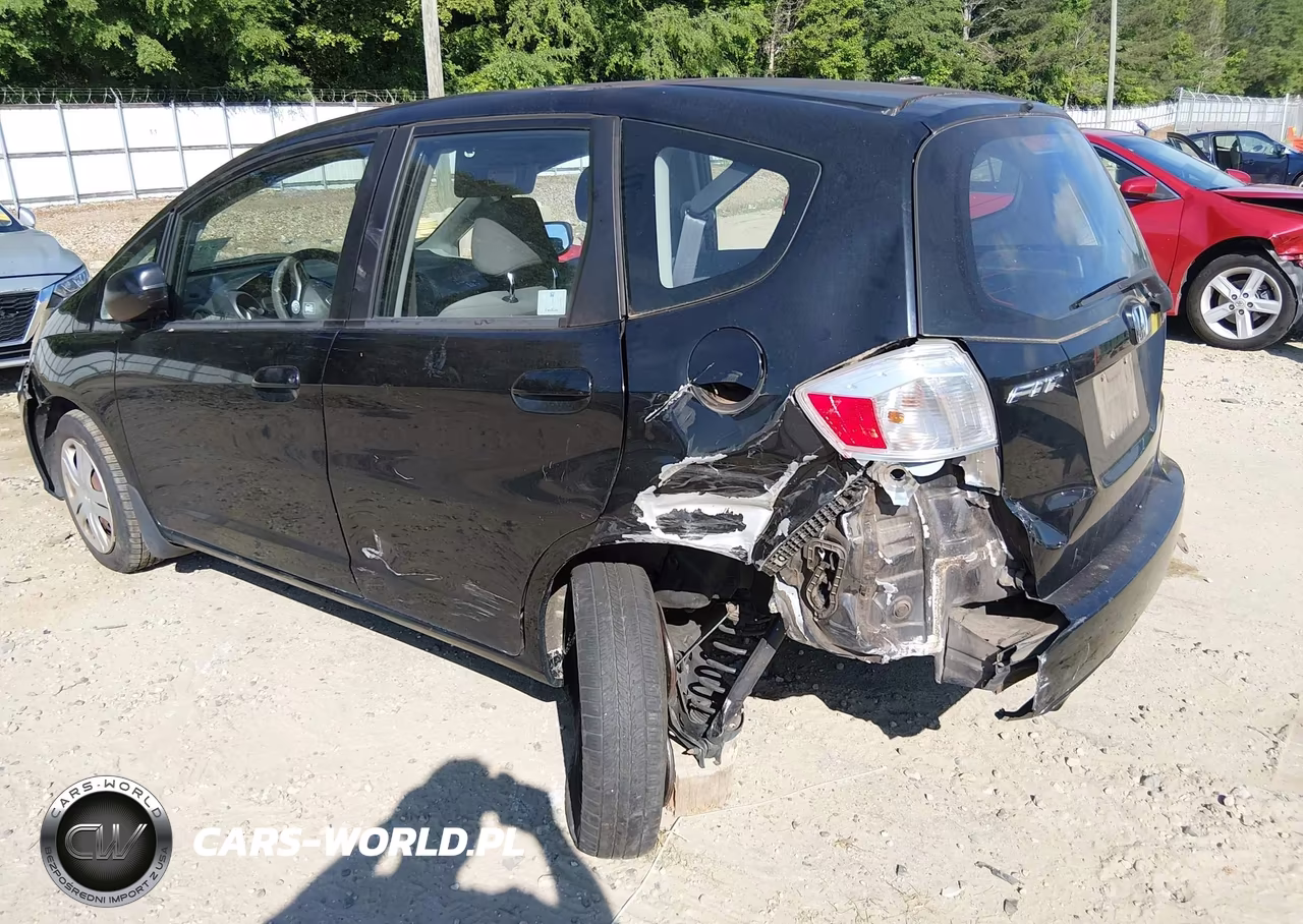 2010 Honda Fit VIN:JHMGE8H24AC038186 - 6
