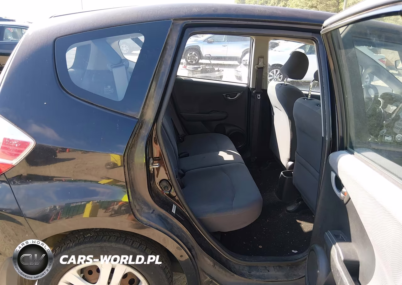 2010 Honda Fit VIN:JHMGE8H24AC038186 - 8