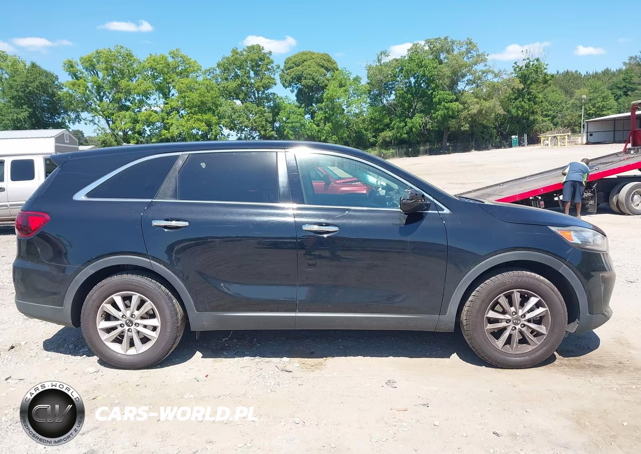 2019 Kia Sorento 2.4L L VIN:5XYPG4A31KG591947 - 13