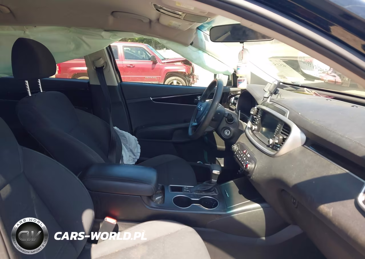 2019 Kia Sorento 2.4L L VIN:5XYPG4A31KG591947 - 5