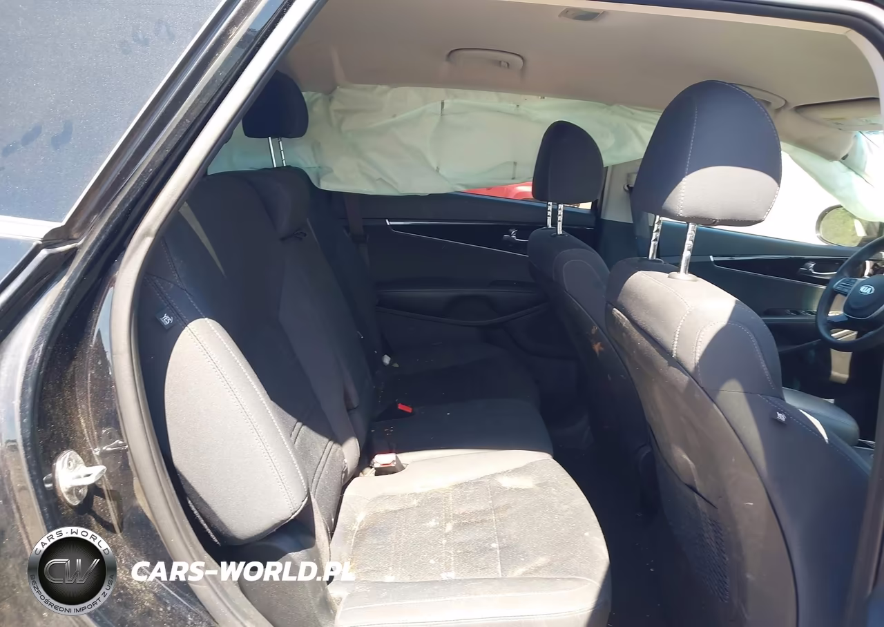 2019 Kia Sorento 2.4L L VIN:5XYPG4A31KG591947 - 8