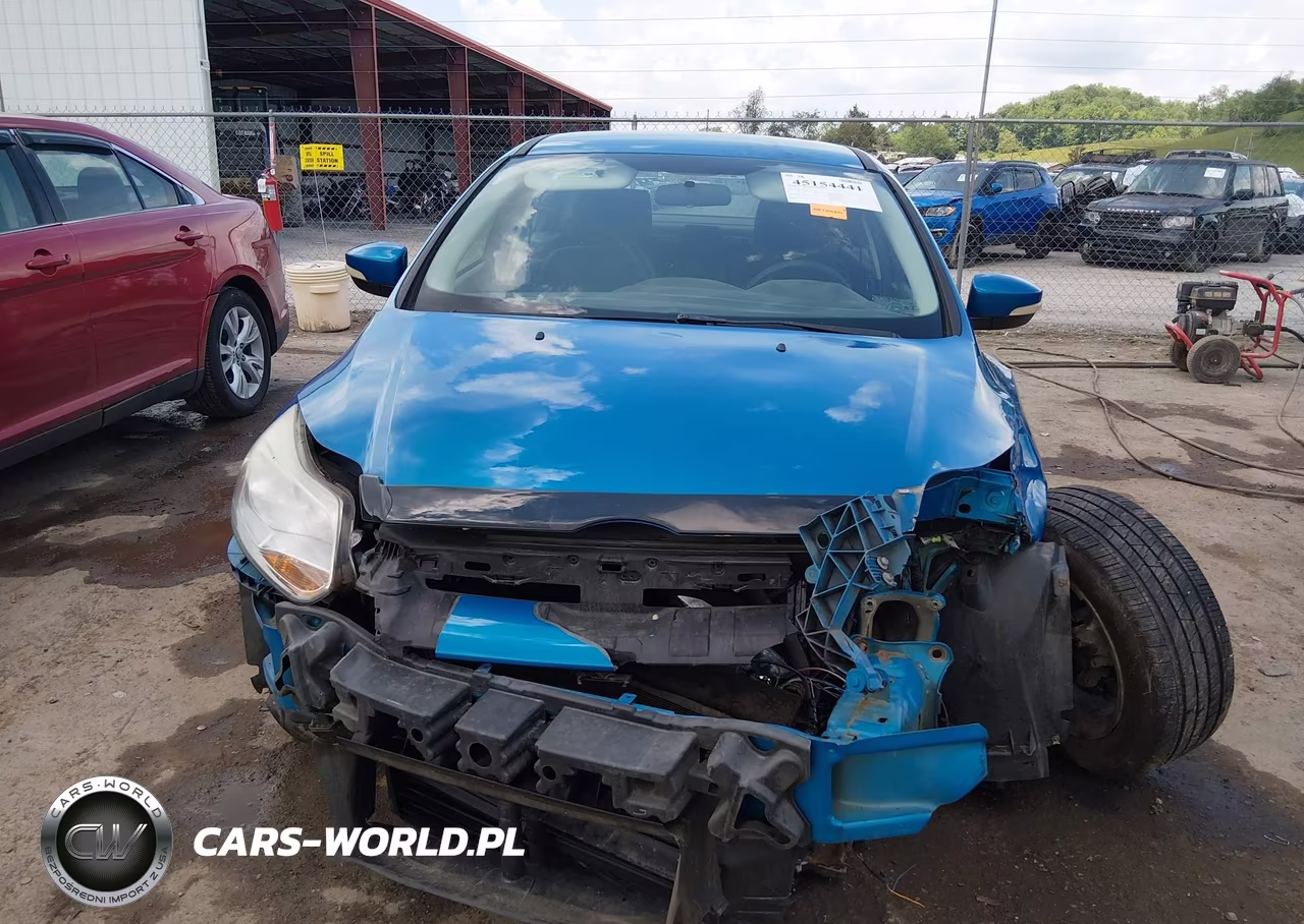 2014 Ford Focus Se VIN:1FADP3F22EL105948 - 13
