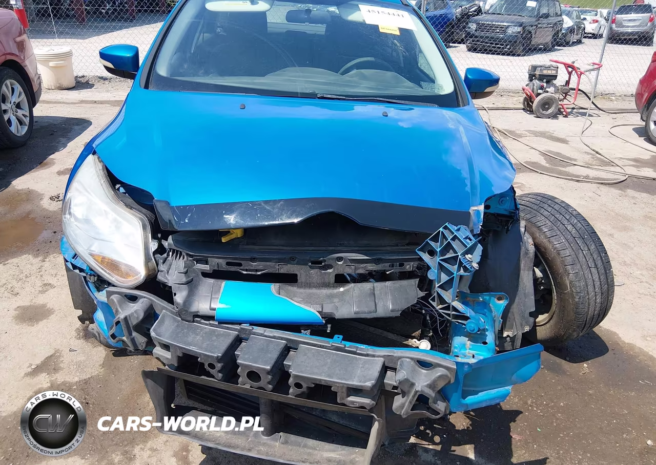 2014 Ford Focus Se VIN:1FADP3F22EL105948 - 6