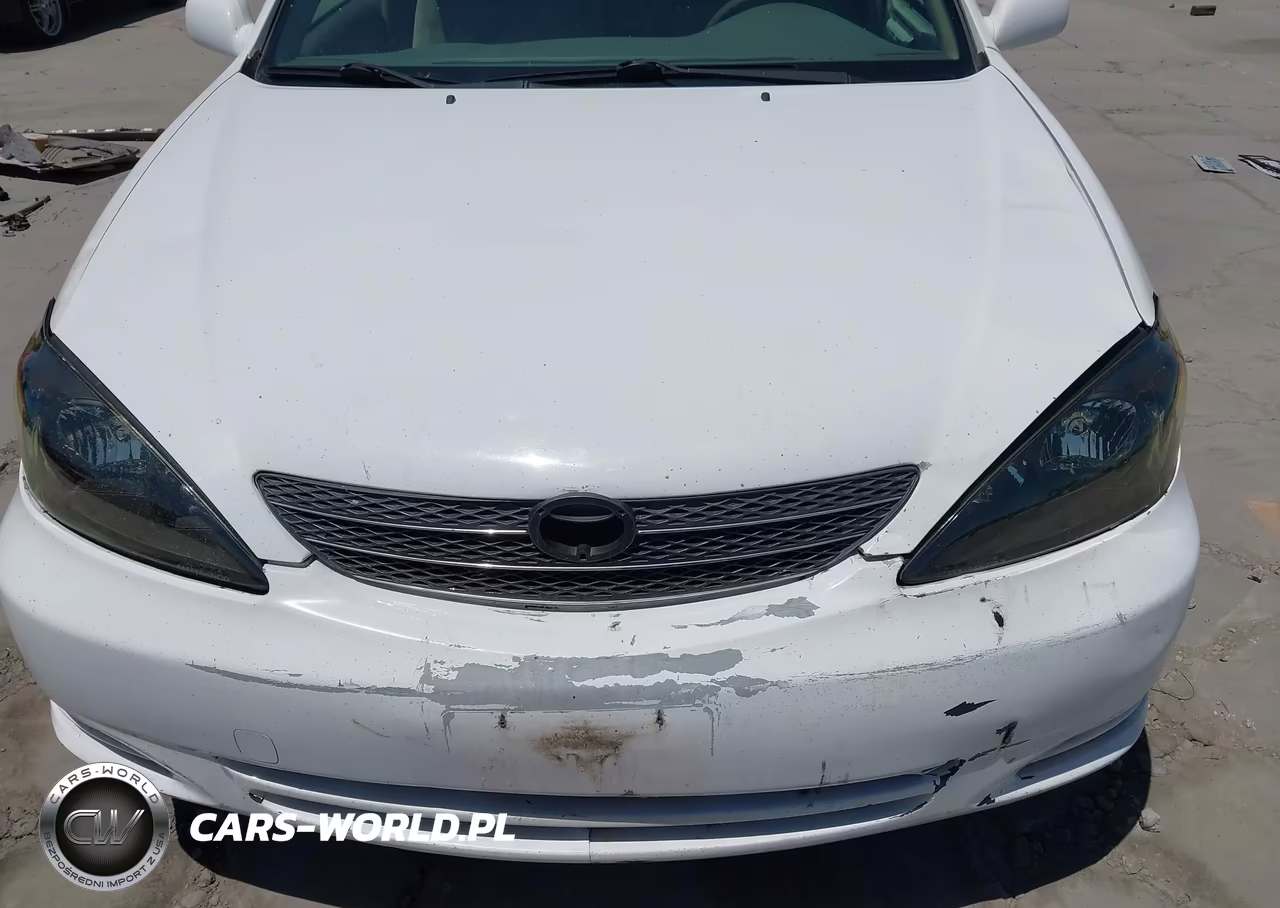 2002 Toyota Camry Le VIN:JTDBE30K920055322 - 6