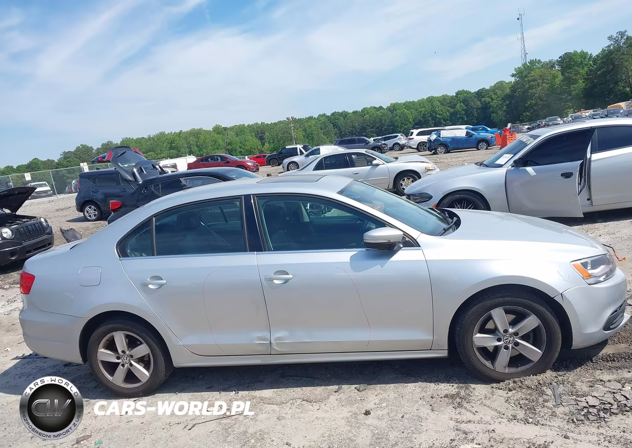 2013 Volkswagen Jetta 2.0L Tdi VIN:3VWLL7AJ6DM394401 - 13