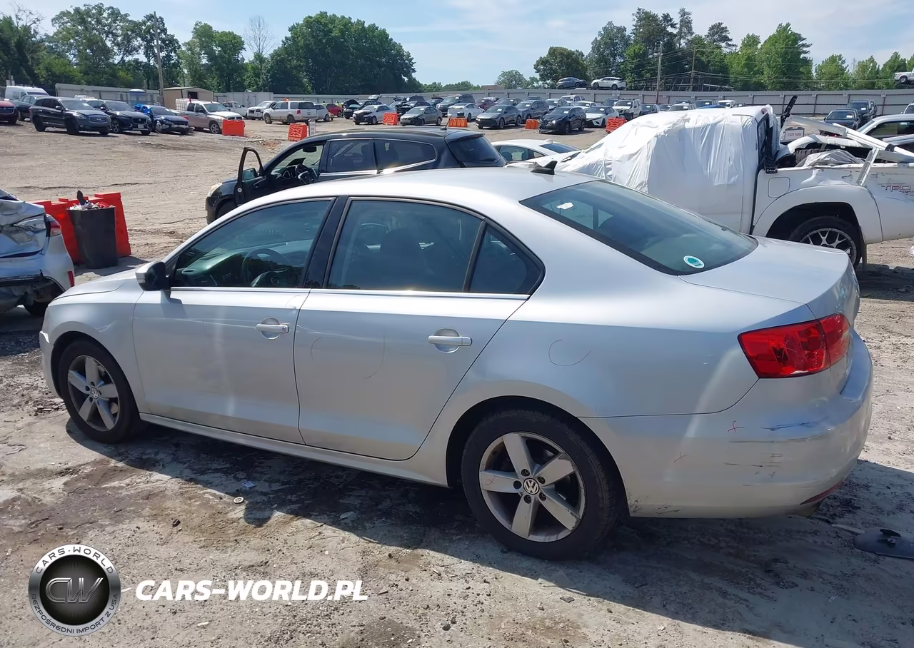 2013 Volkswagen Jetta 2.0L Tdi VIN:3VWLL7AJ6DM394401 - 3