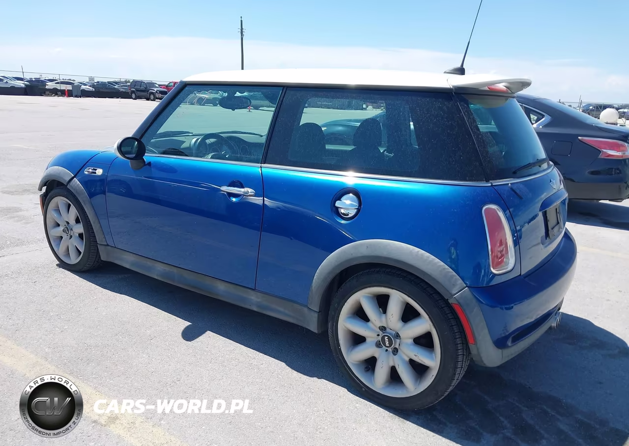 2006 Mini Cooper S VIN:WMWRE33536TJ48519 - 3