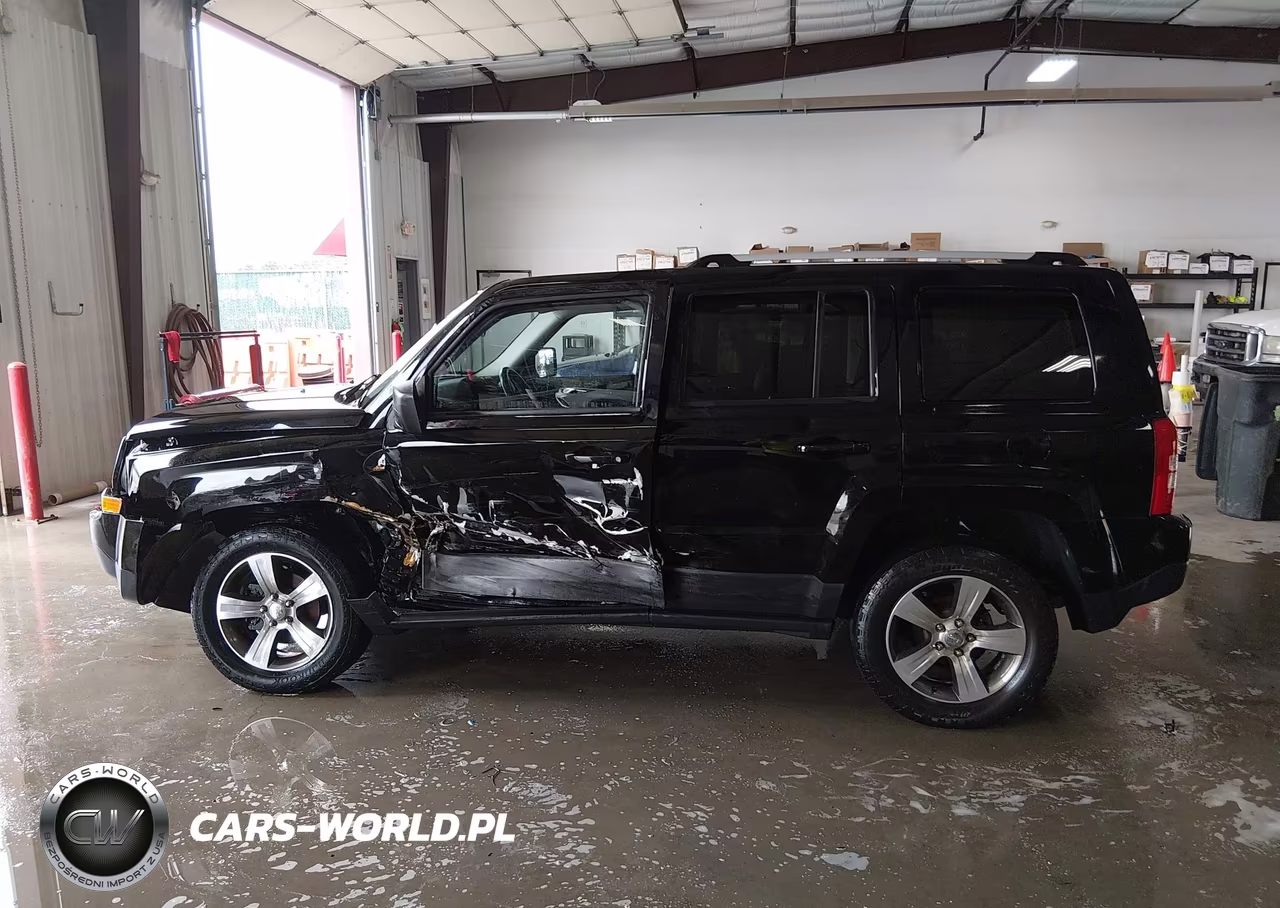 2017 Jeep Patriot High Altitude 4X4 VIN:1C4NJRFB6HD188902 - 14