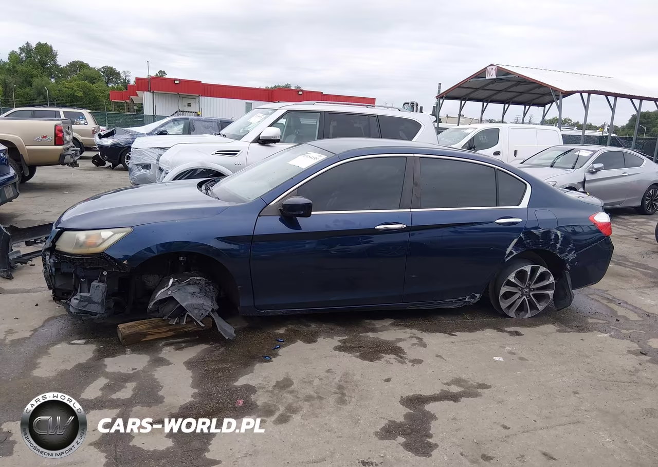 2015 Honda Accord Sport VIN:1HGCR2F58FA085465 - 15