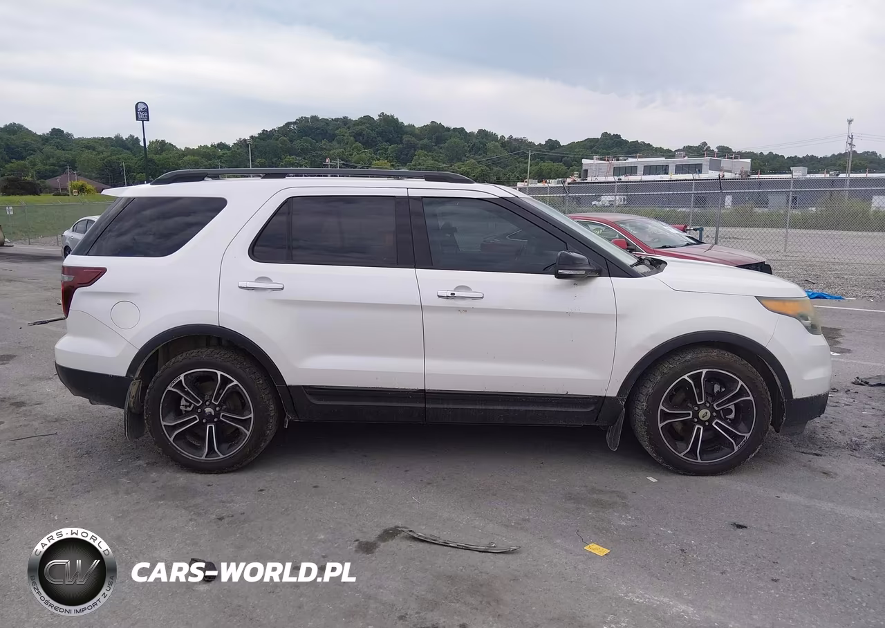 2014 Ford Explorer Sport VIN:1FM5K8GT7EGB52477 - 13