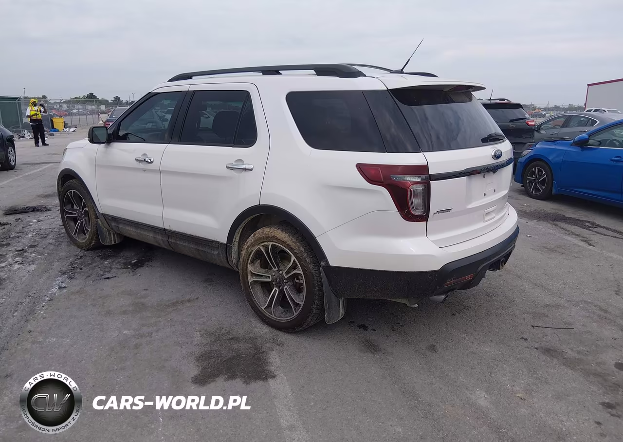 2014 Ford Explorer Sport VIN:1FM5K8GT7EGB52477 - 3