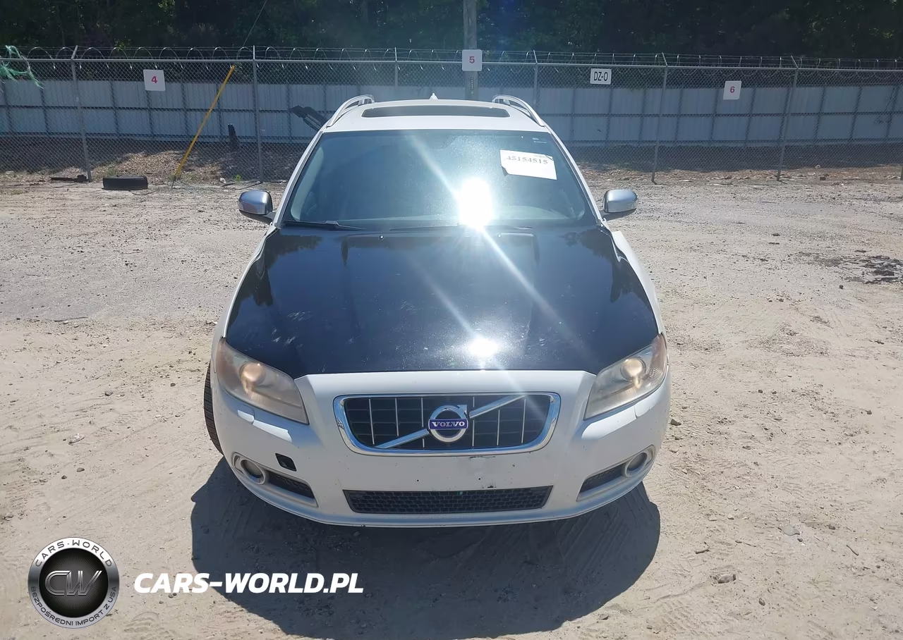 2010 Volvo V70 3.2-3.2 R-Design VIN:YV1982BW3A1151370 - 12