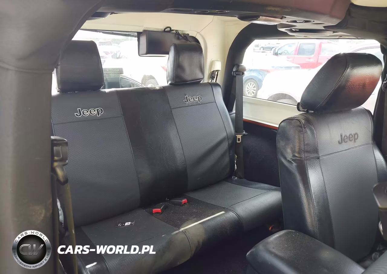 2011 Jeep Wrangler Sport VIN:1J4AA2D18BL622101 - 8