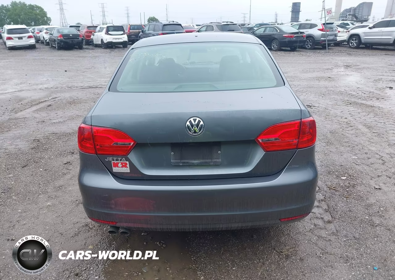 2013 Volkswagen Jetta 2.0L S VIN:3VW2K7AJ8DM368638 - 16