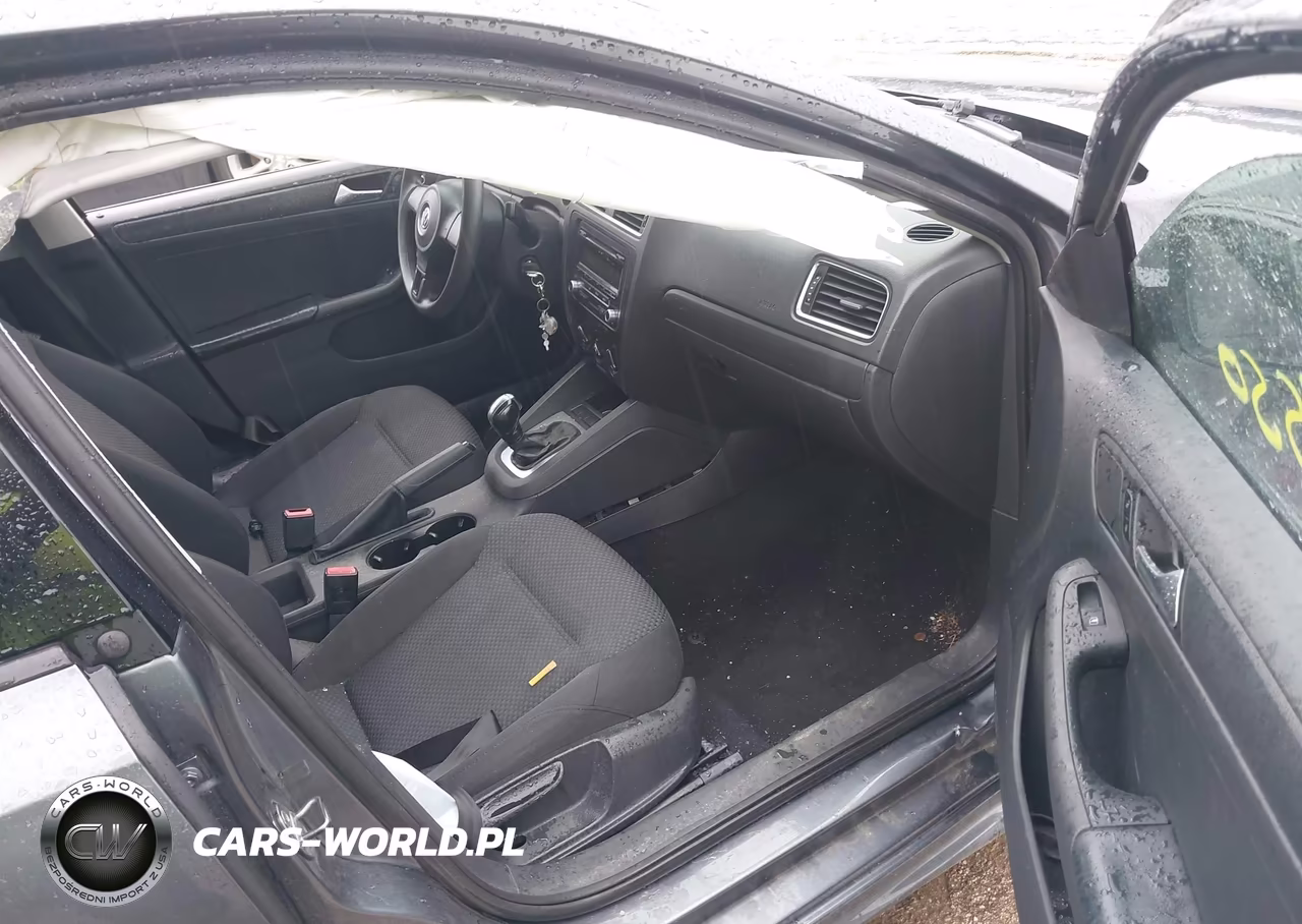 2013 Volkswagen Jetta 2.0L S VIN:3VW2K7AJ8DM368638 - 5