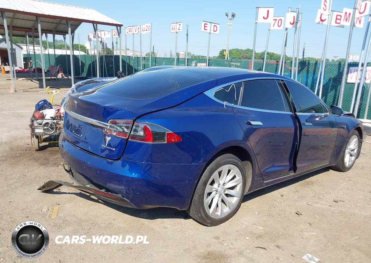 2020 Tesla Model S Long Range Dual Motor All-Wheel Drive-Long Range Plus Dual Motor All-Wheel Drive VIN:5YJSA1E21LF385113 - 4