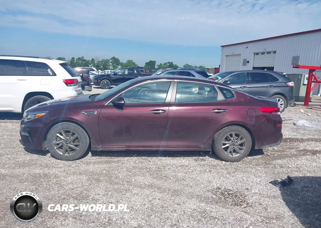 2019 Kia Optima Lx VIN:5XXGT4L34KG329191 - 14