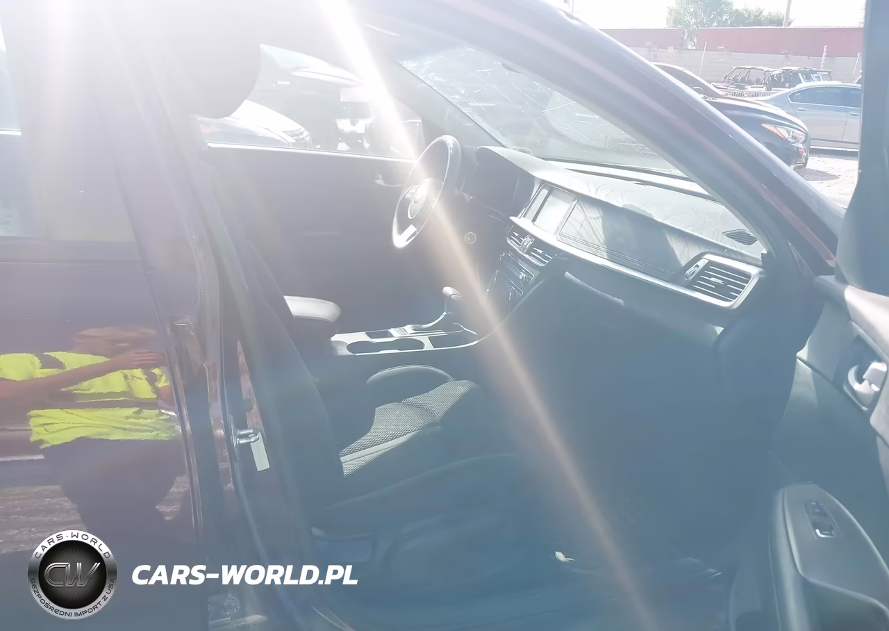 2019 Kia Optima Lx VIN:5XXGT4L34KG329191 - 5