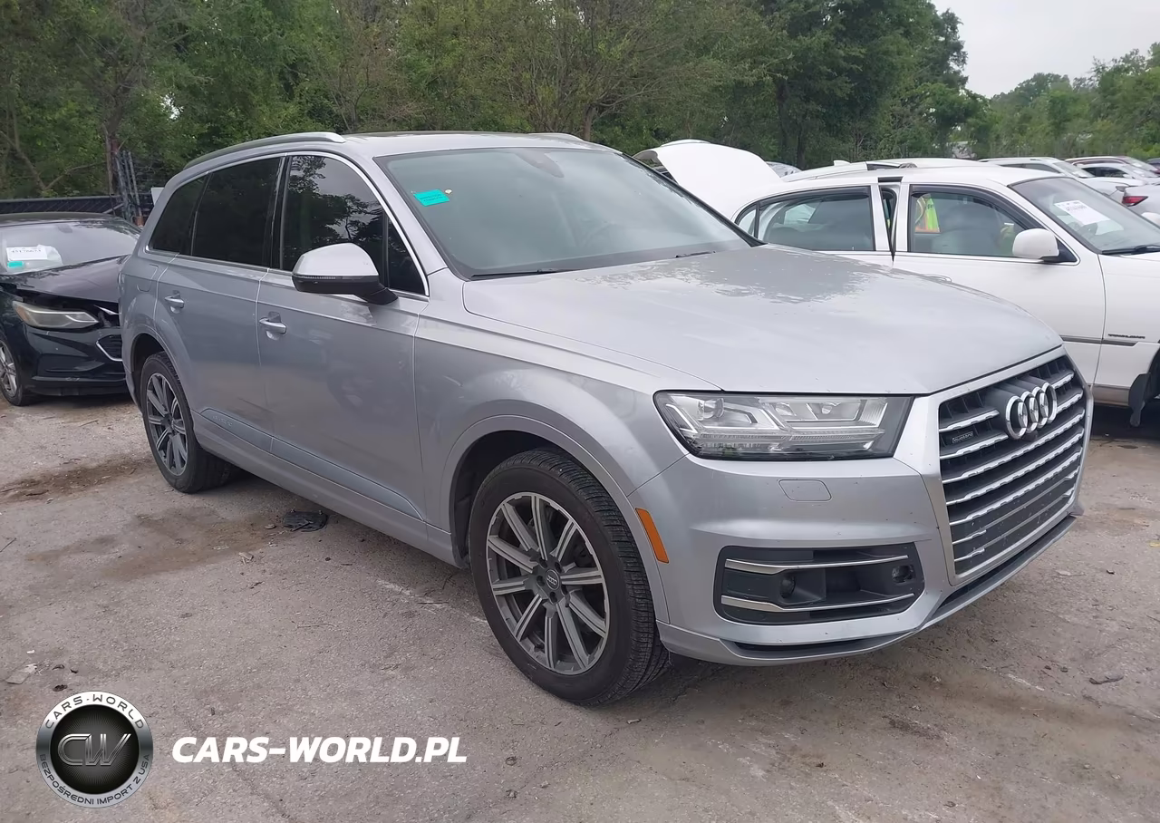 2018 Audi Q7 3.0T Premium VIN:WA1LAAF77JD015877 - 1