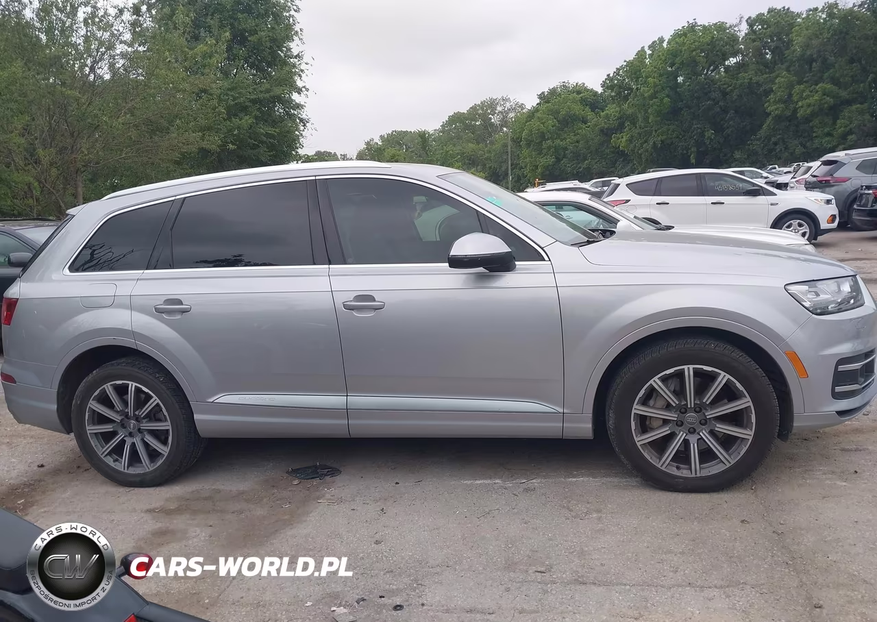 2018 Audi Q7 3.0T Premium VIN:WA1LAAF77JD015877 - 13