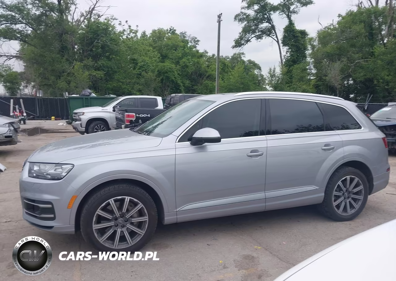 2018 Audi Q7 3.0T Premium VIN:WA1LAAF77JD015877 - 14