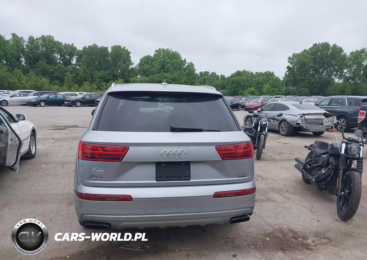 2018 Audi Q7 3.0T Premium VIN:WA1LAAF77JD015877 - 16