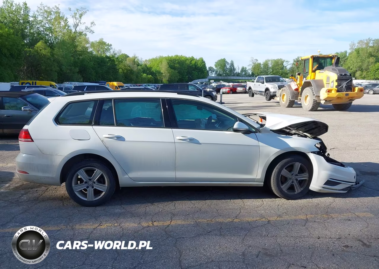 2018 Volkswagen Golf Sportwagen Tsi S VIN:3VW117AU2JM761569 - 12