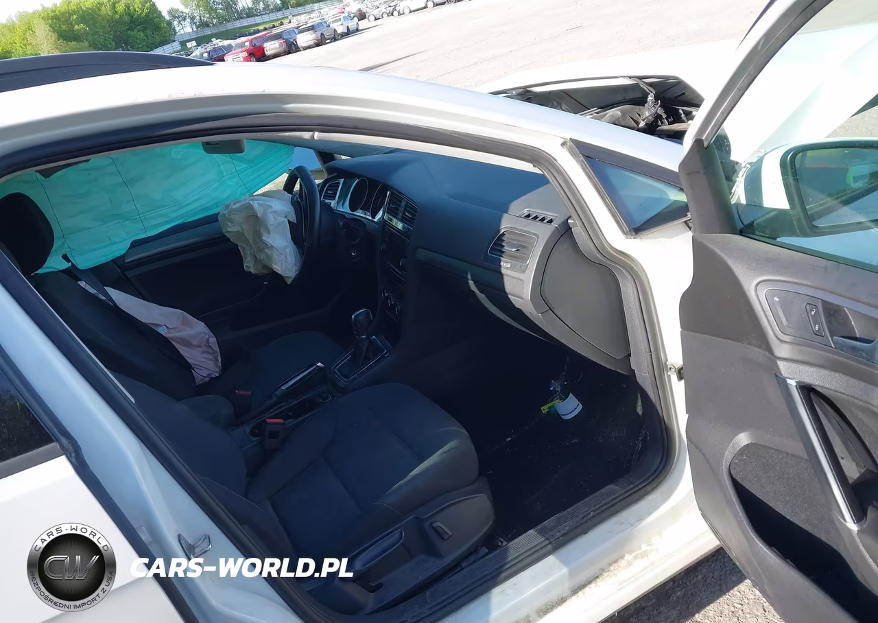 2018 Volkswagen Golf Sportwagen Tsi S VIN:3VW117AU2JM761569 - 5