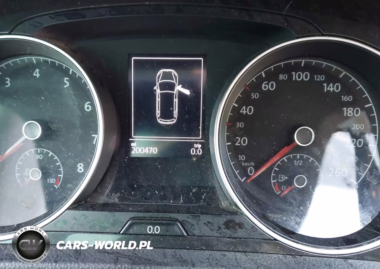 2018 Volkswagen Golf Sportwagen Tsi S VIN:3VW117AU2JM761569 - 7