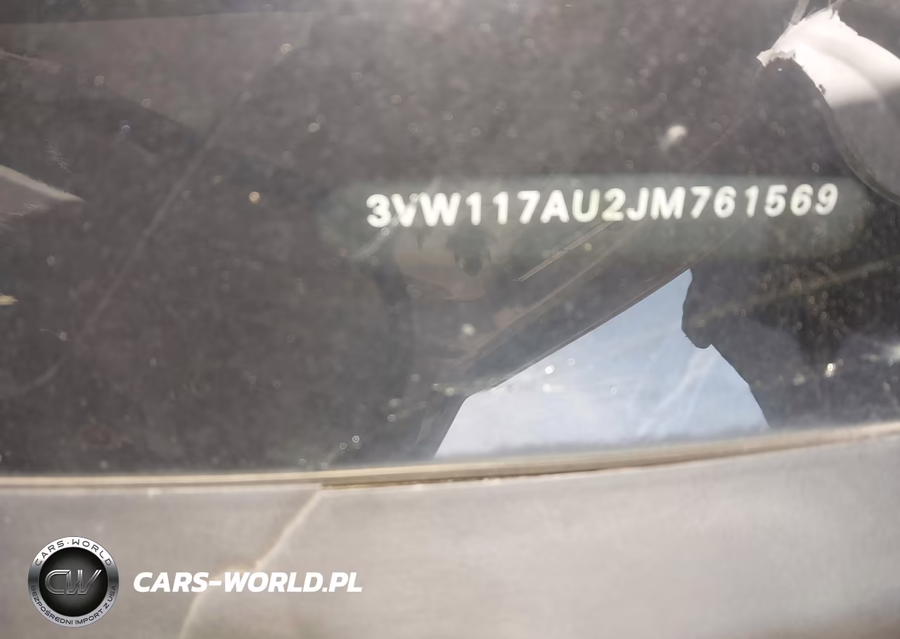 2018 Volkswagen Golf Sportwagen Tsi S VIN:3VW117AU2JM761569 - 9