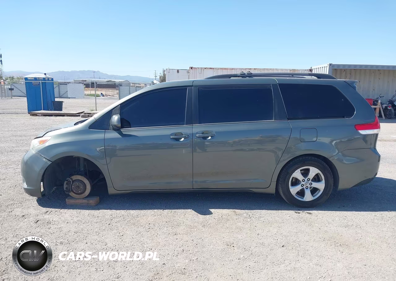 2014 Toyota Sienna Le V6 8 Passenger VIN:5TDKK3DC9ES507072 - 15
