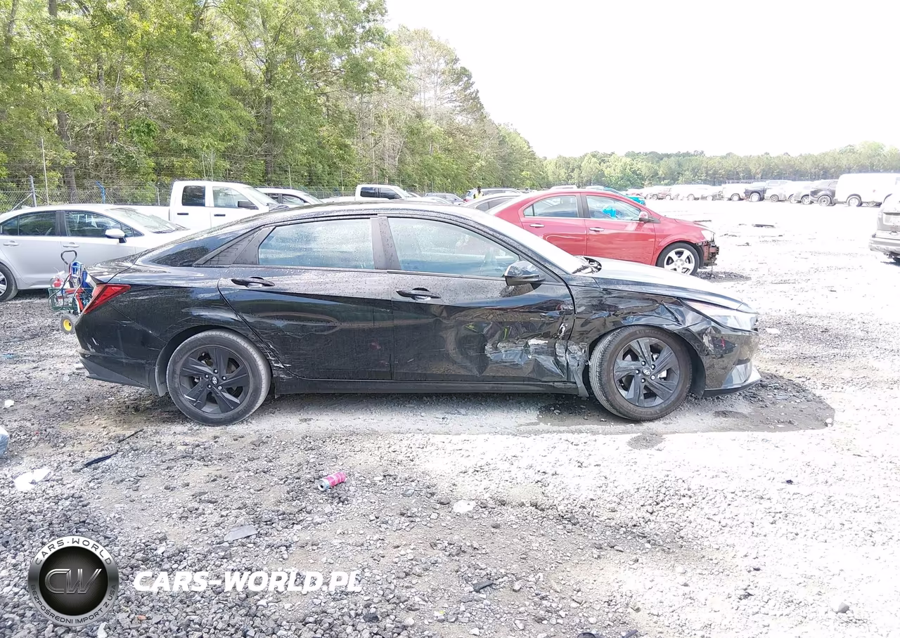 2023 Hyundai Elantra Sel VIN:5NPLM4AG7PH100386 - 13