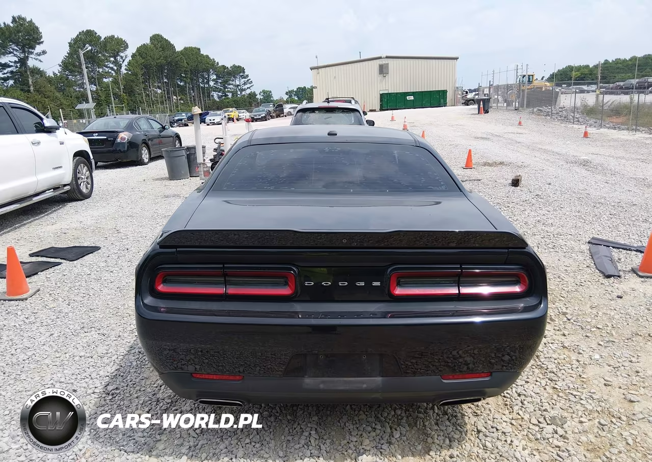 2018 Dodge Challenger Sxt VIN:2C3CDZAG2JH317796 - 16