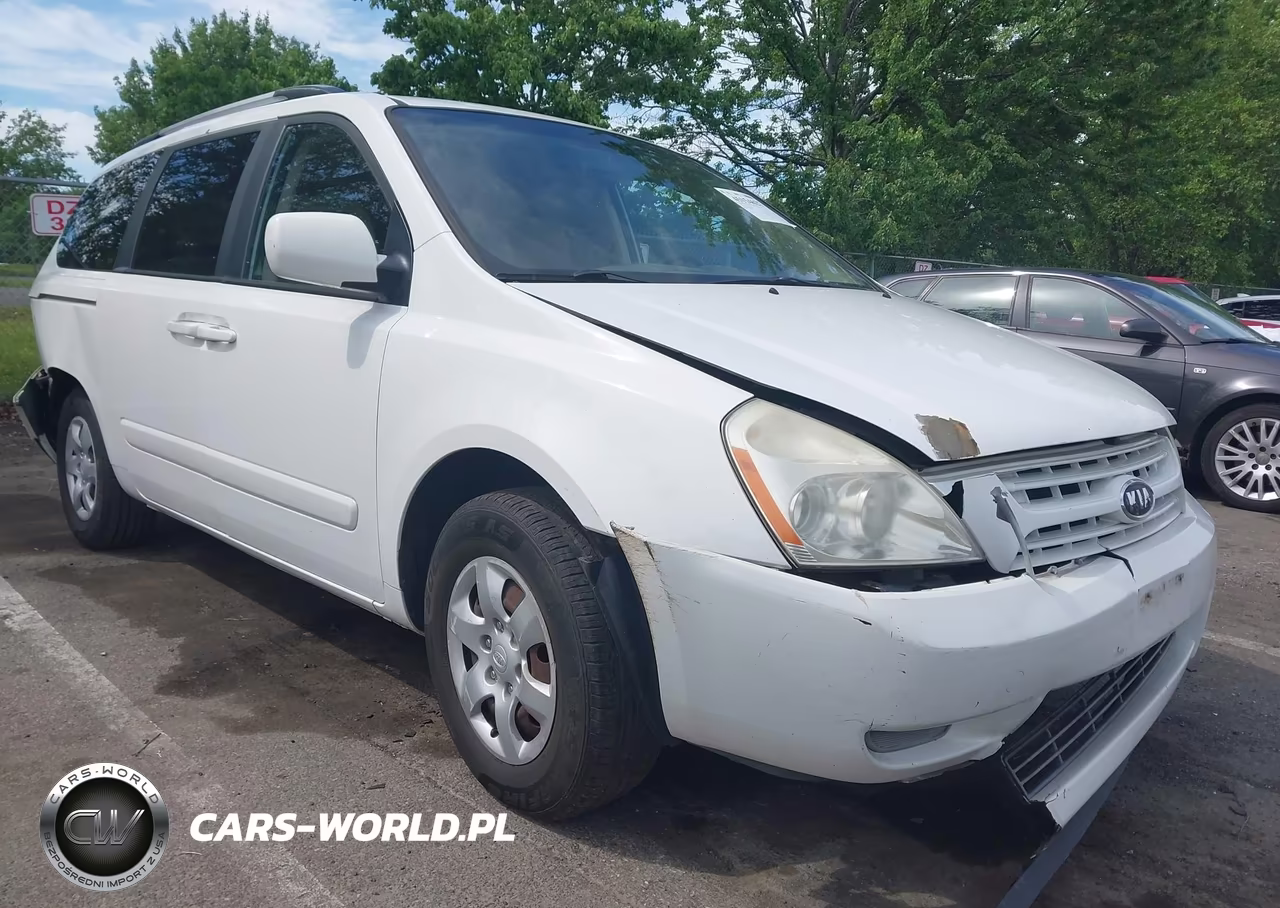 2010 Kia Sedona Lx
