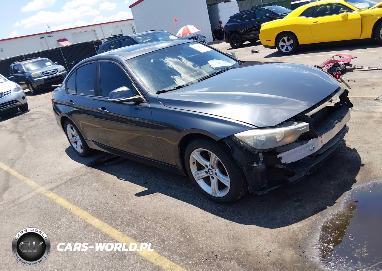 2013 BMW 328I – zdjęcie 1 z 17