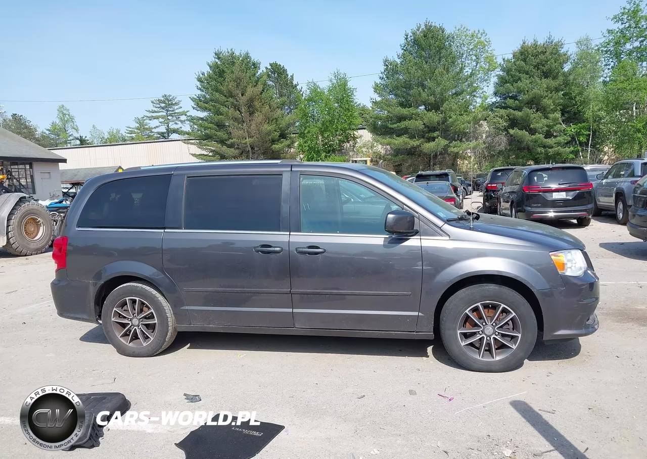 2017 Dodge Grand Caravan Sxt VIN:2C4RDGCG0HR546196 - 13