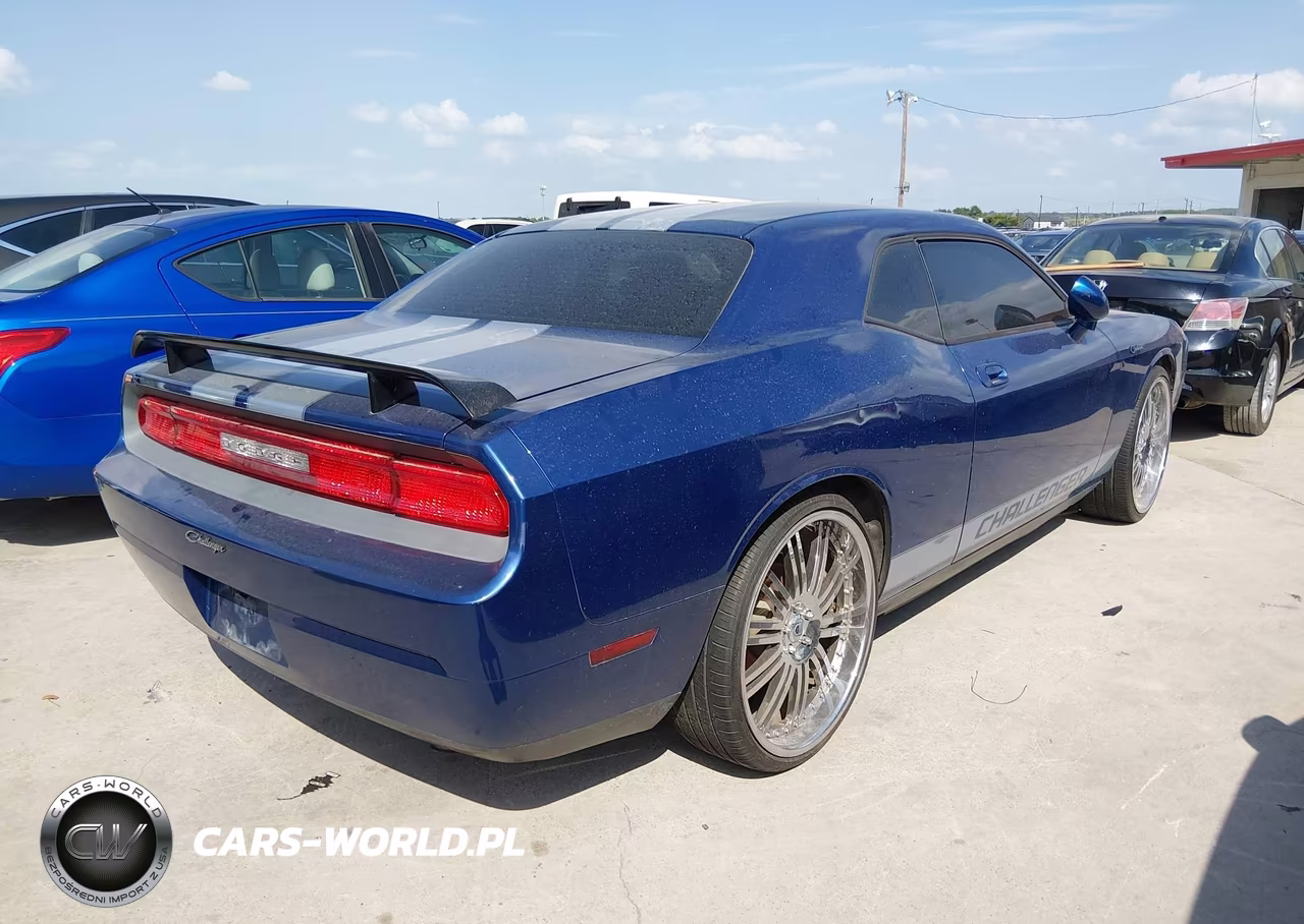 2010 Dodge Challenger Se VIN:2B3CJ4DV5AH111469 - 4